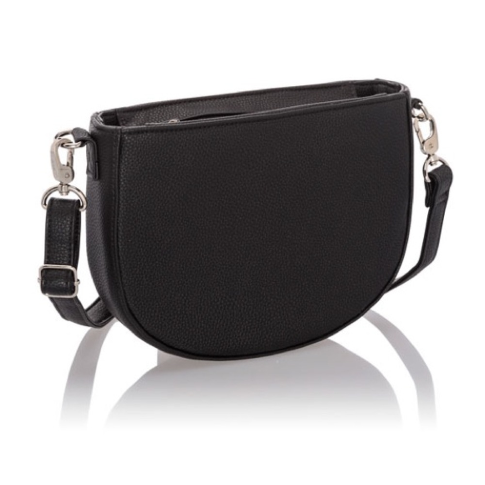 Half-Moon Crossbody in black